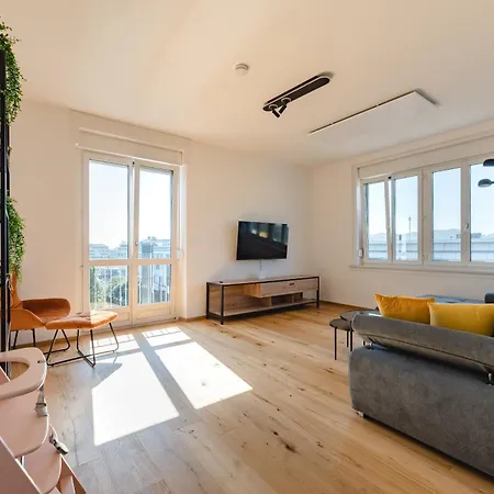 Tamliving Center Luxury 4 Smart Tv Kitchen Great View Apartment Graz